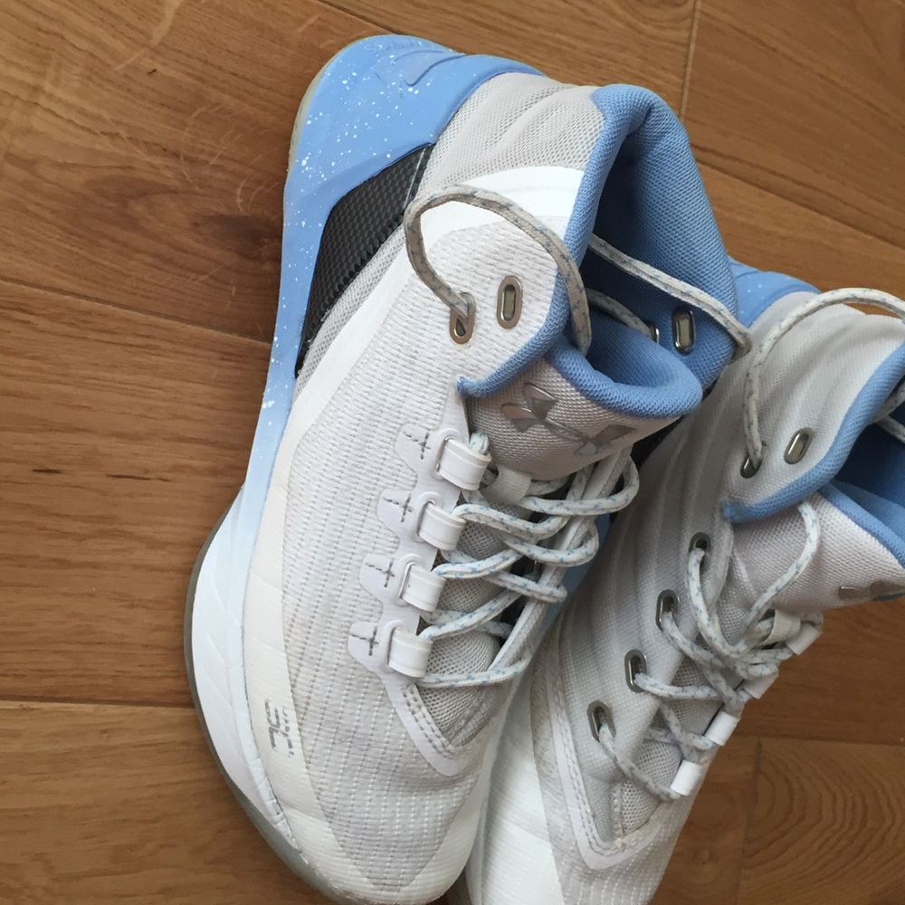 Under Armour Steph Curry Basketball shoes